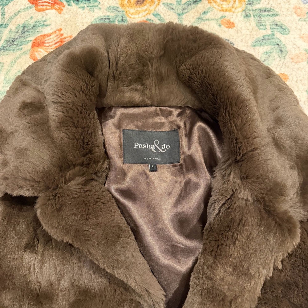 NEW Chocolate Espresso Brown Genuine  Rabbit Fur Oversized Cropped Coat - Picture 7 of 8